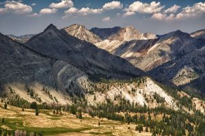 white_clouds_001.jpg